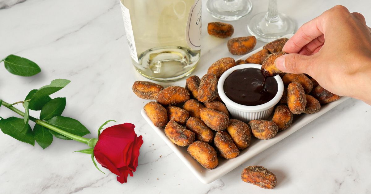 Pretzels with Chocolate Dip