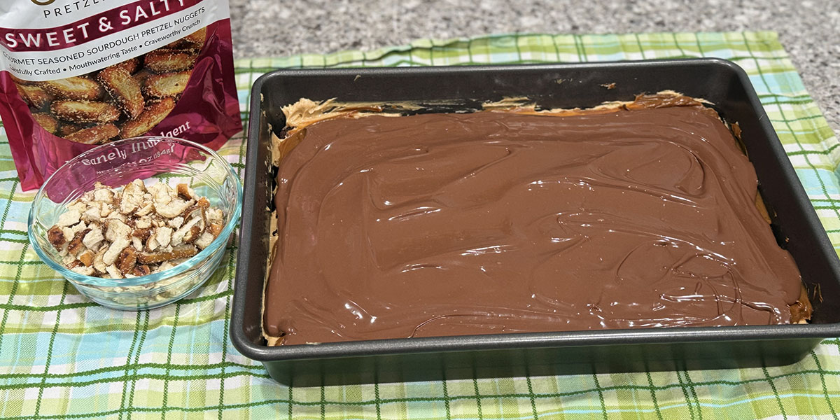 5-Layer Sweet & Salty Pretzel Brownies - Step 4