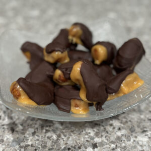 Chocolate Caramel Pretzel Bites Recipe - OMG Pretzels